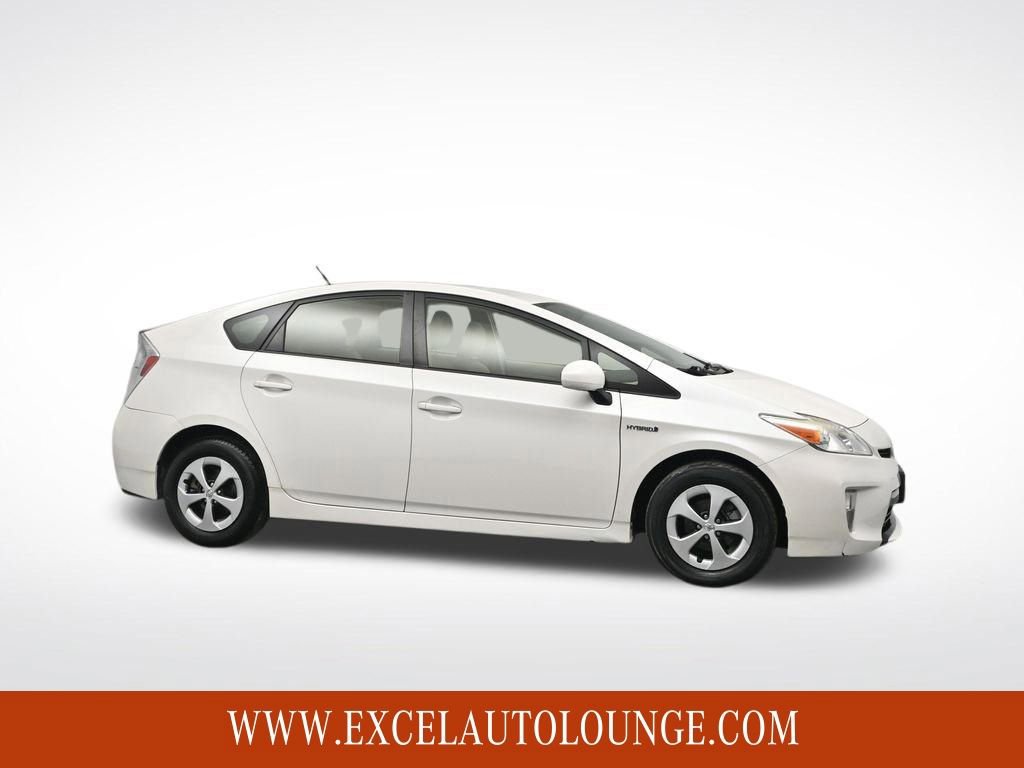 Used 2014 Toyota Prius Two image 7