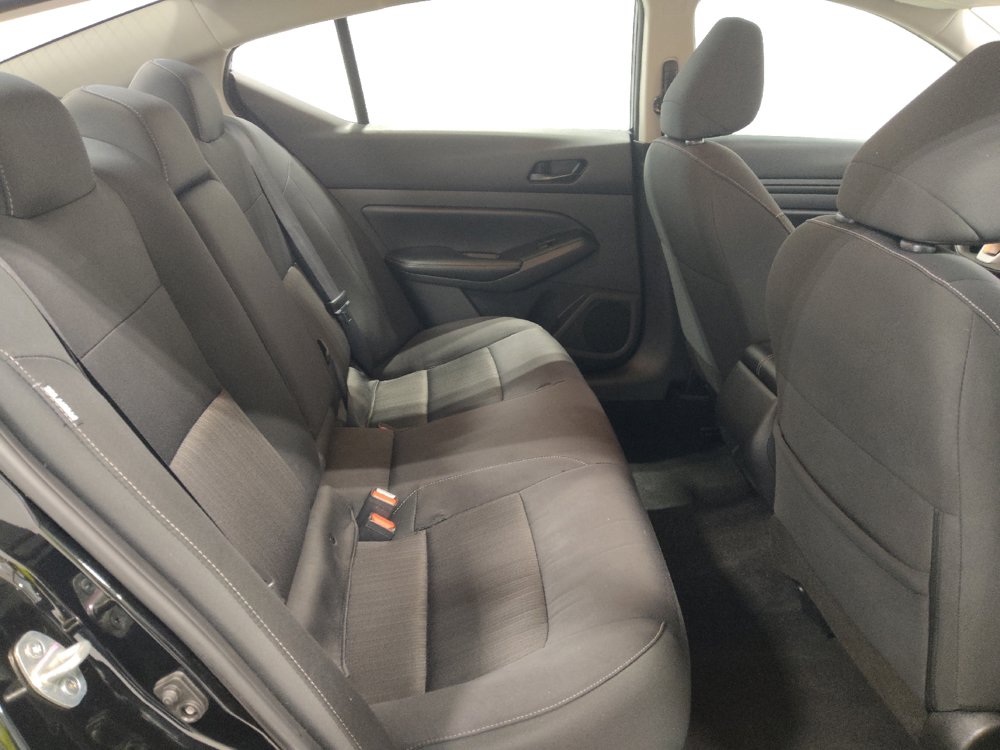 Used 2025 Nissan Altima 2.5 SV AWD/4WD image 19