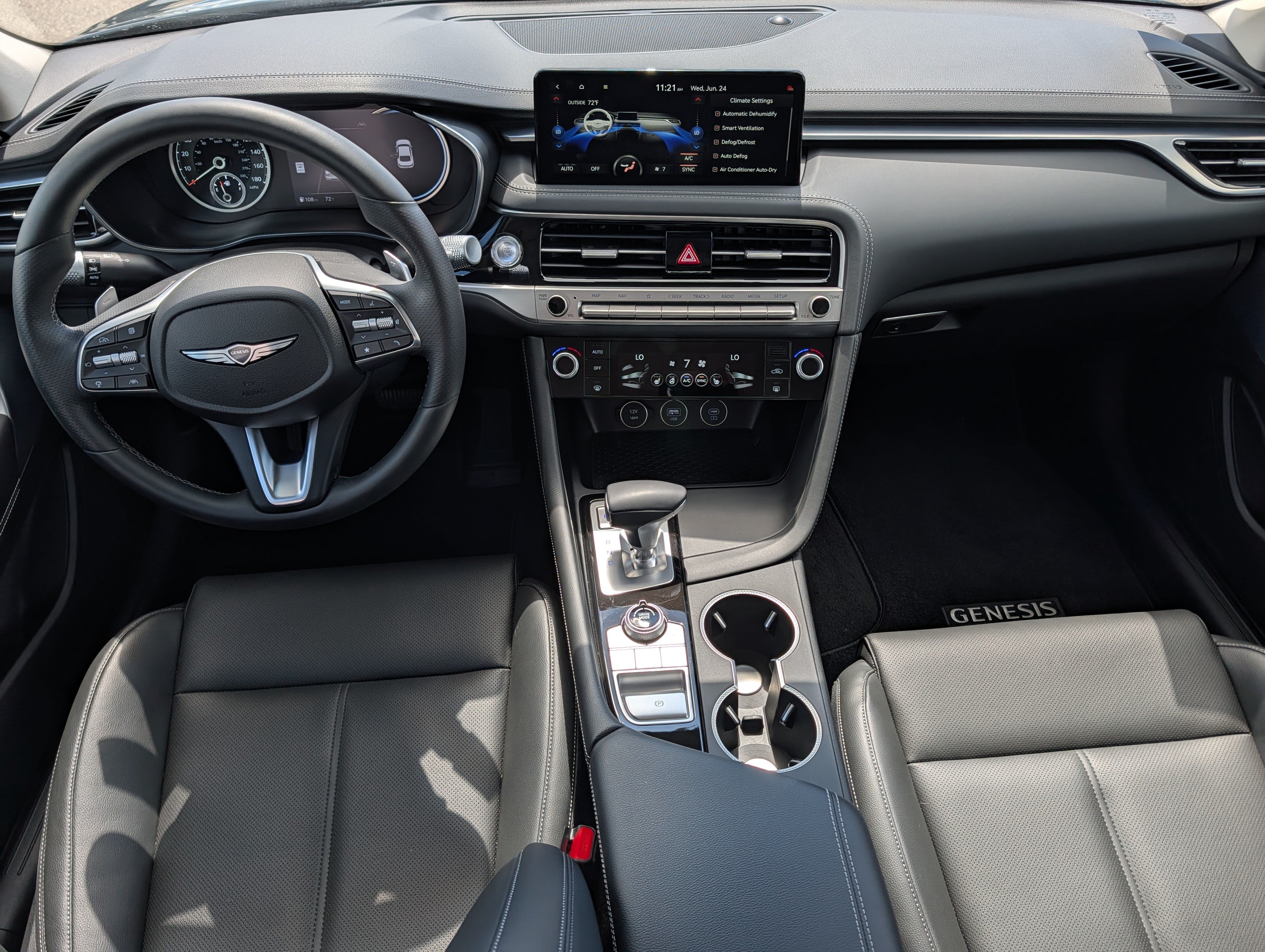 Used 2024 Genesis G70 2.5T AWD/4WD image 10
