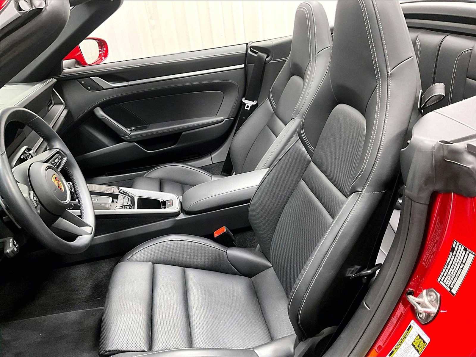 Used 2023 Porsche 911 Carrera 4S image 8