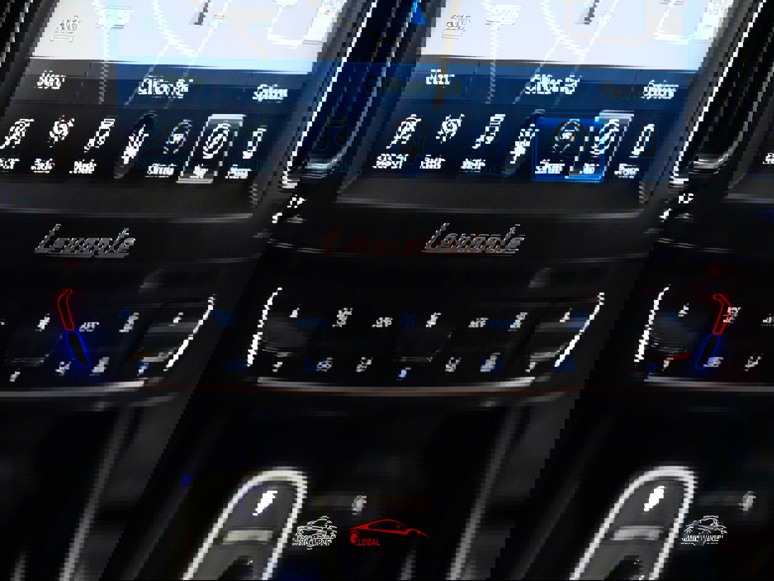 Used 2019 Maserati Levante S GranLusso image 32