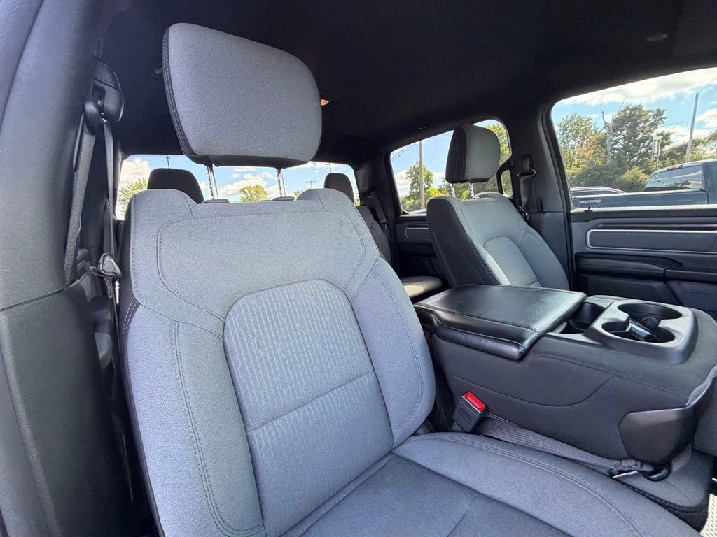 Used 2021 RAM 1500 Big Horn AWD/4WD image 34