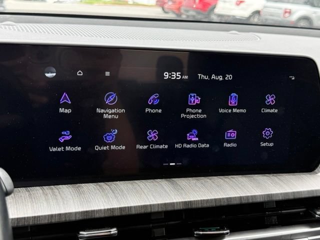 Used 2024 Kia Telluride EX w/ EX Captain's Chair Package FWD image 22