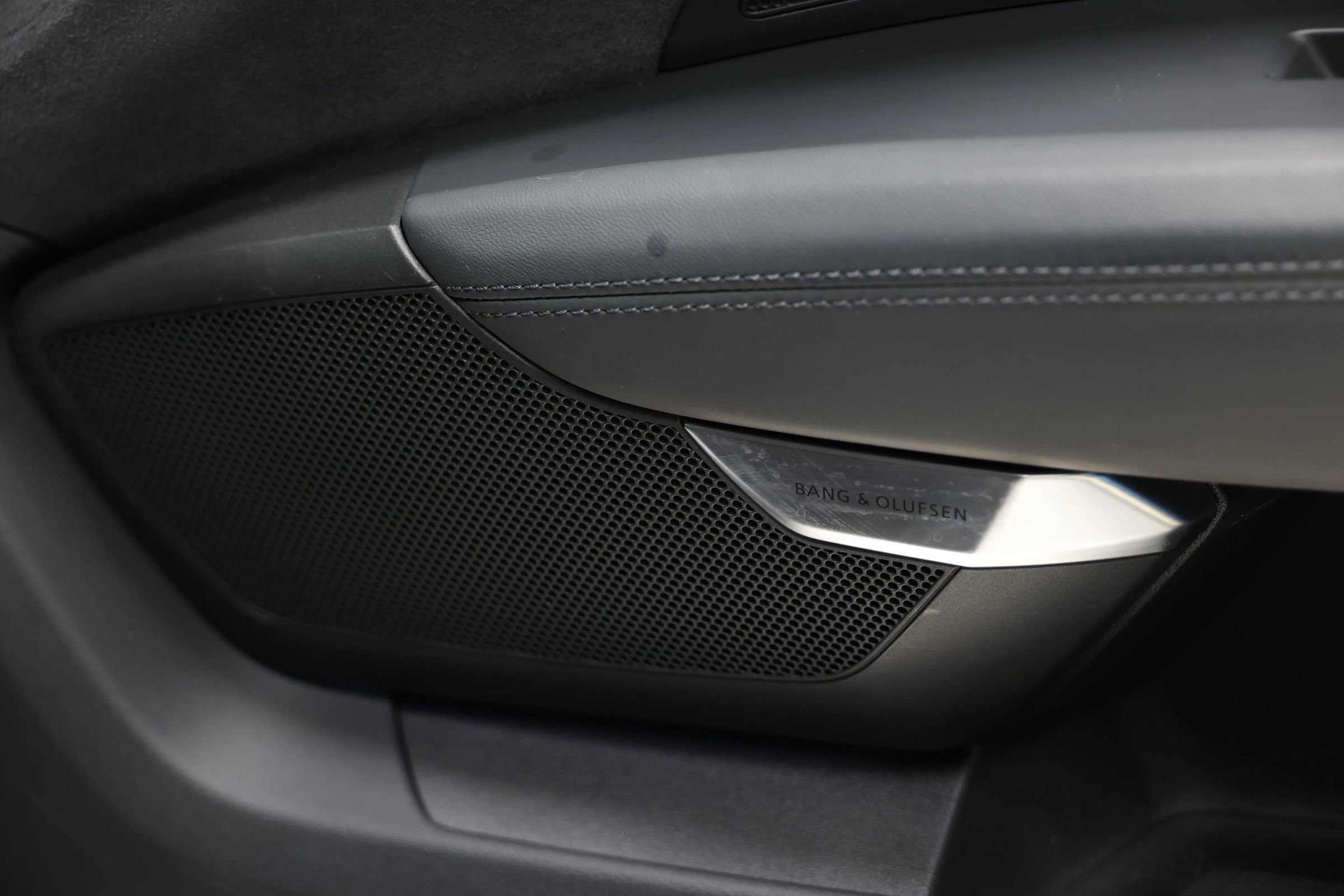 Used 2022 Audi RS e-tron GT w/ Carbon Performance Package image 76