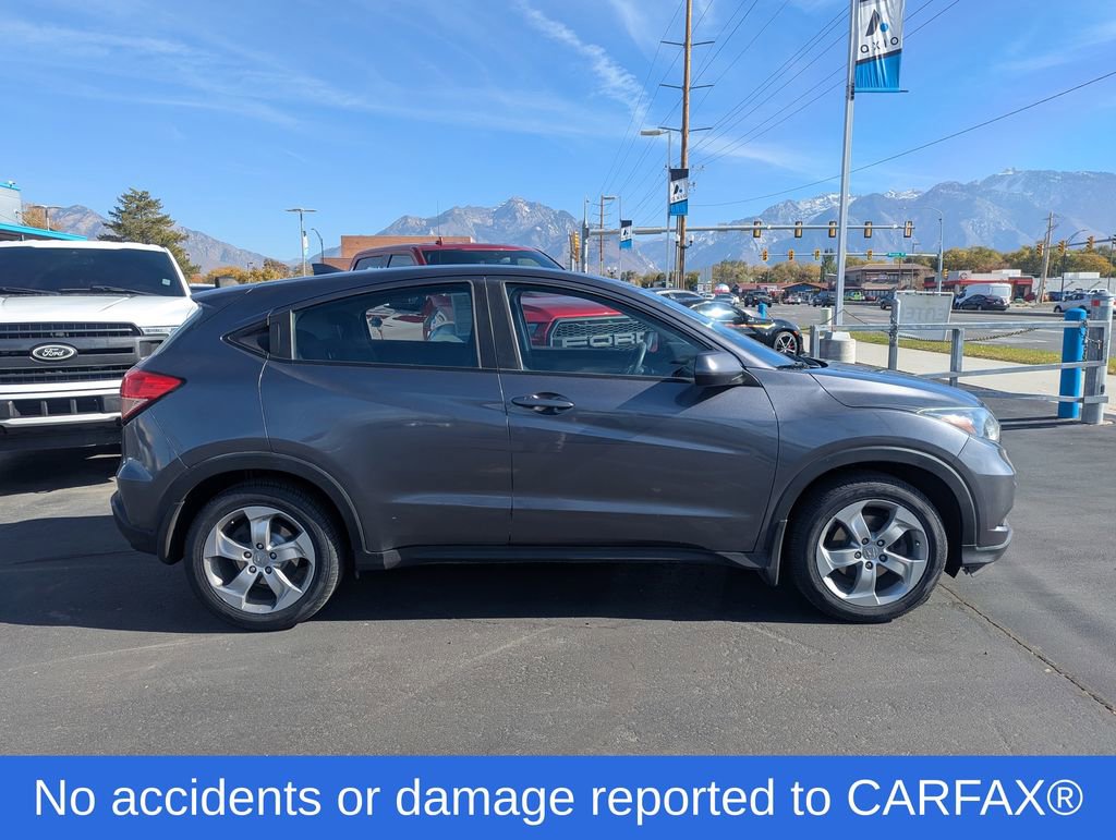 Used 2016 Honda HR-V LX image 2