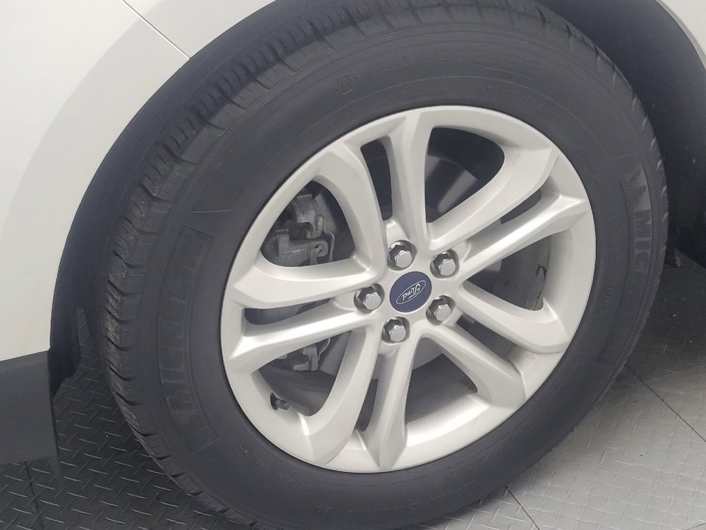 Used 2019 Ford Edge SEL w/ Equipment Group 201A image 31