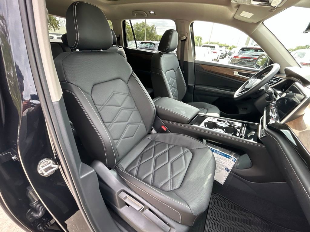 New 2026 Volkswagen Atlas SE FWD image 32