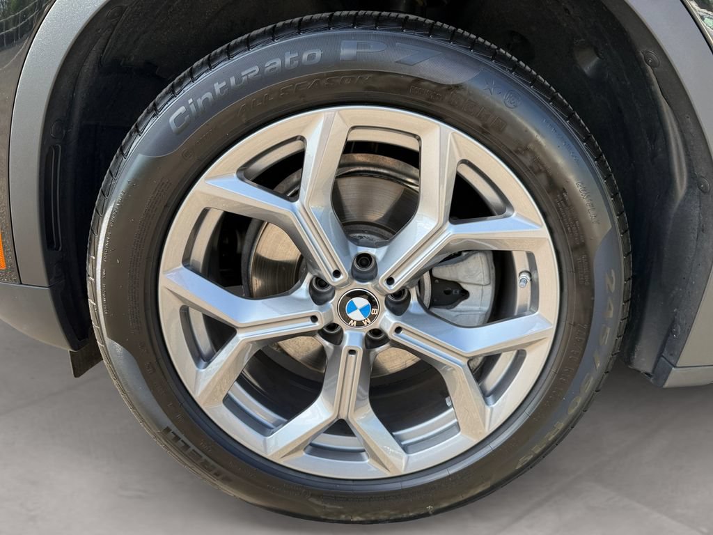 Used 2025 BMW X4 xDrive30i w/ Premium Package AWD/4WD image 13