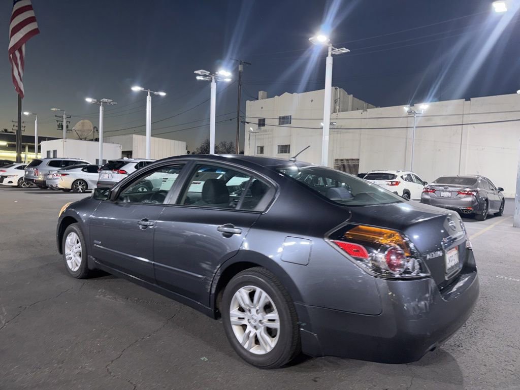 Used 2010 Nissan Altima Hybrid Sedan image 8