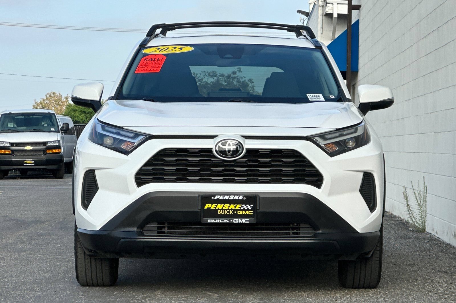 Used 2025 Toyota RAV4 XLE w/ Convenience Package FWD image 9
