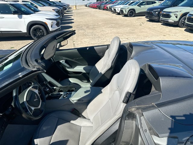 Used 2015 Chevrolet Corvette Stingray Convertible w/ 2LT Preferred Equipment Group RWD image 22