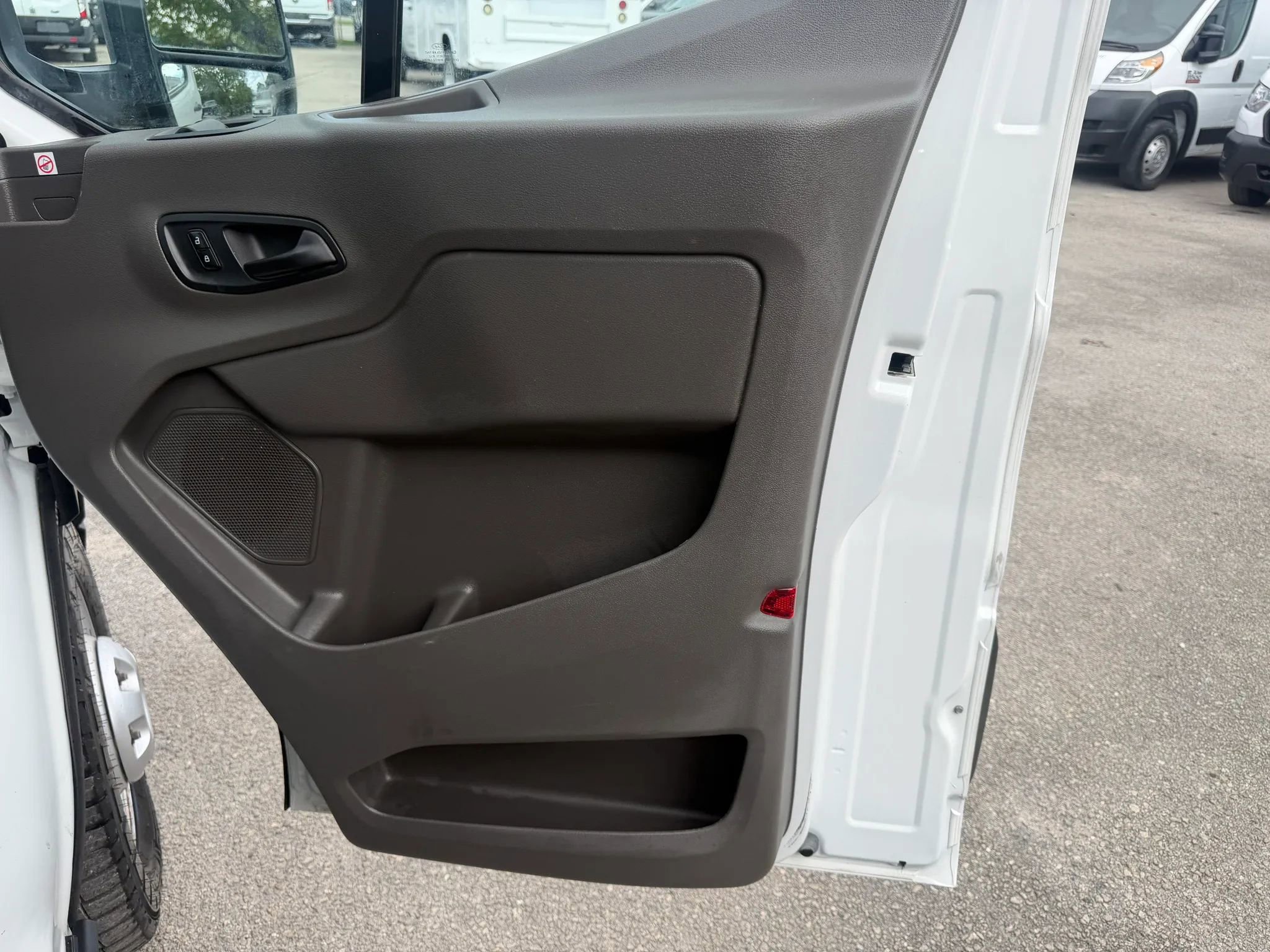 Used 2020 Ford Transit 350 Medium Roof w/ Interior Upgrade Package RWD image 17