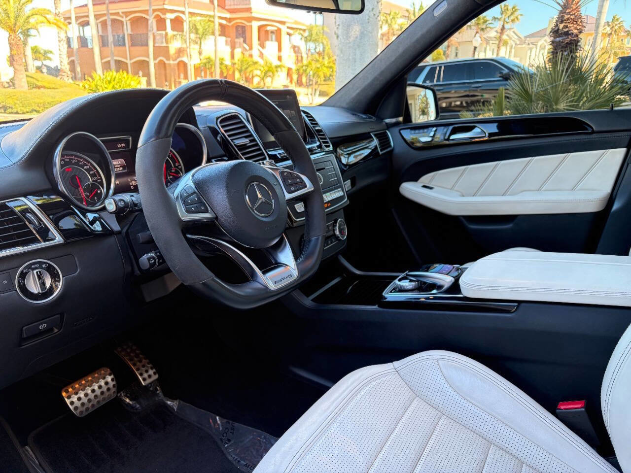 Used 2016 Mercedes-Benz GLE 63 AMG S w/ Driver Assistance Package image 58