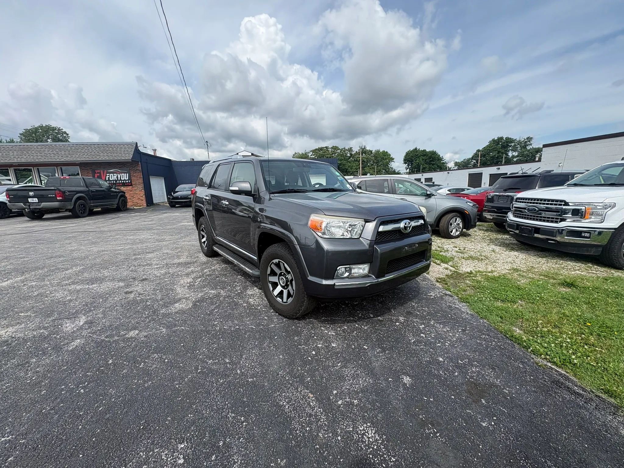 Used 2010 Toyota 4Runner Trail AWD/4WD image 1