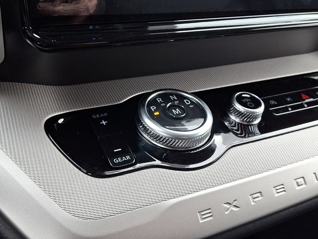 New 2026 Ford Expedition Max Active AWD/4WD image 13
