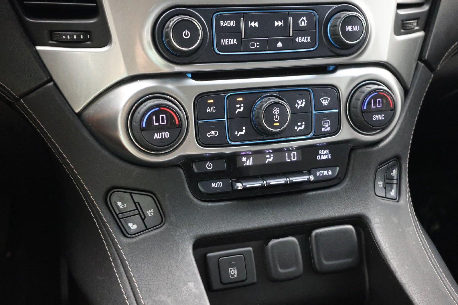 Used 2017 Chevrolet Tahoe LS w/ All-Season Package RWD image 26