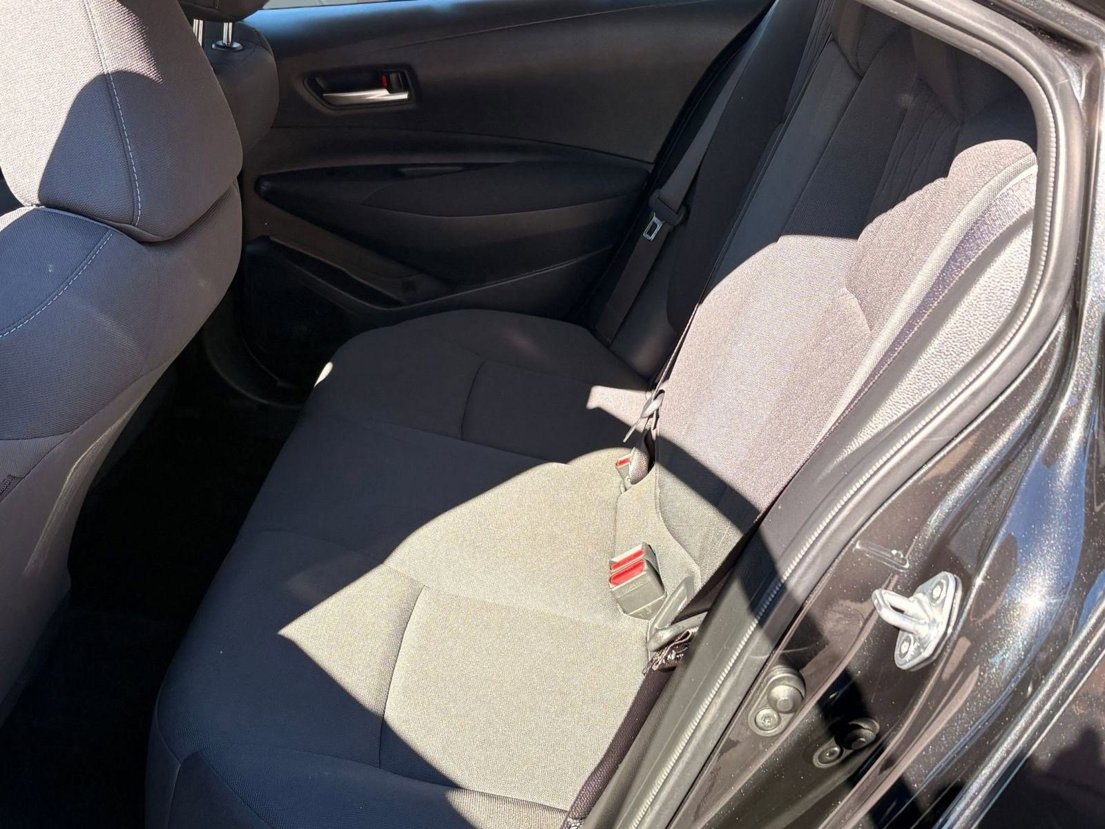 Used 2020 Toyota Corolla LE image 15