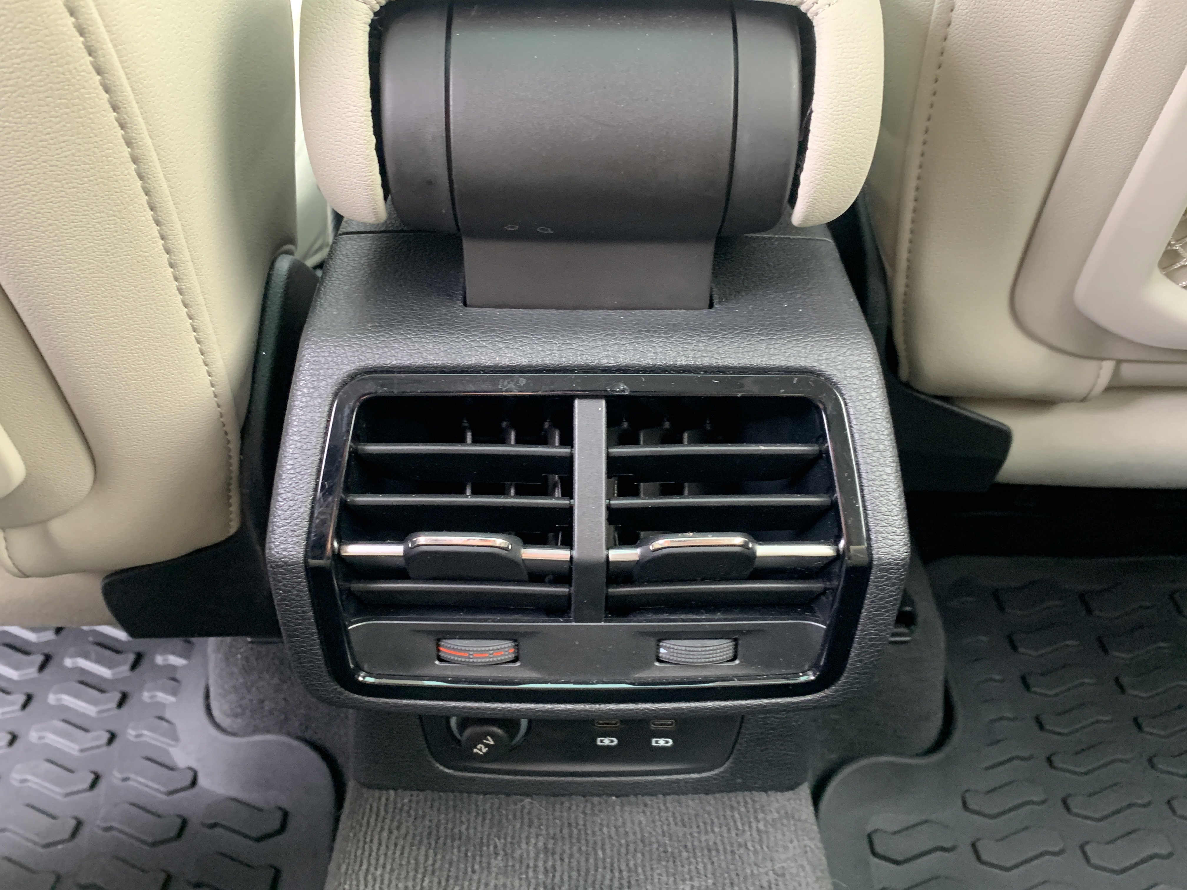 Certified 2023 Audi Q3 2.0T Premium w/ Convenience Package image 18