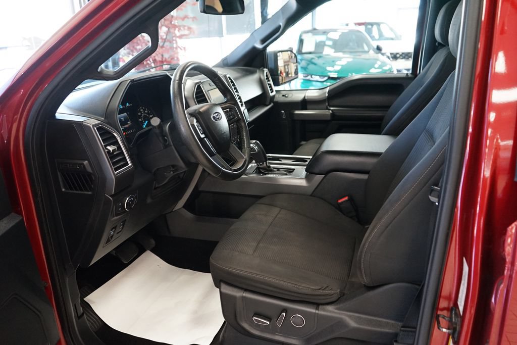 Used 2016 Ford F150 XLT w/ Equipment Group 302A Luxury AWD/4WD image 23