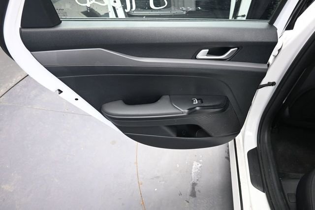 Used 2025 Kia K5 LXS FWD image 15
