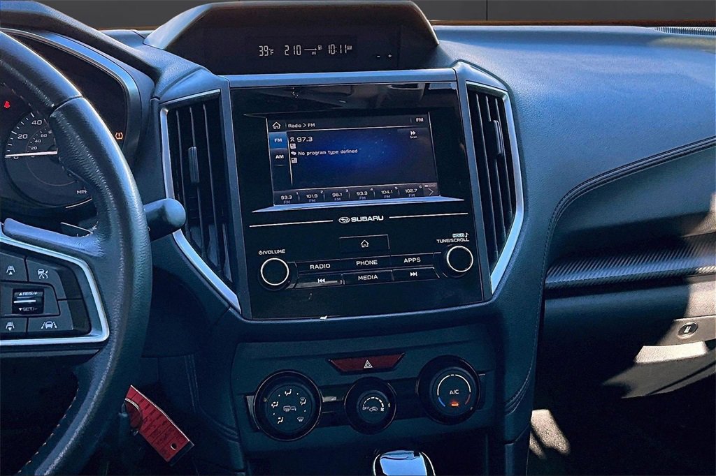 Used 2018 Subaru Crosstrek 2.0i Premium w/ Eyesight System image 4