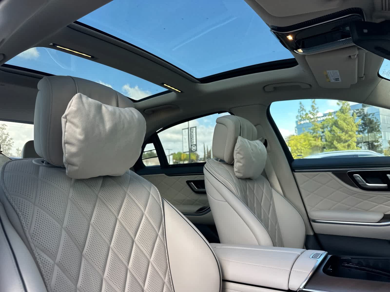 New 2027 Mercedes-Benz S 580 4MATIC Sedan image 17