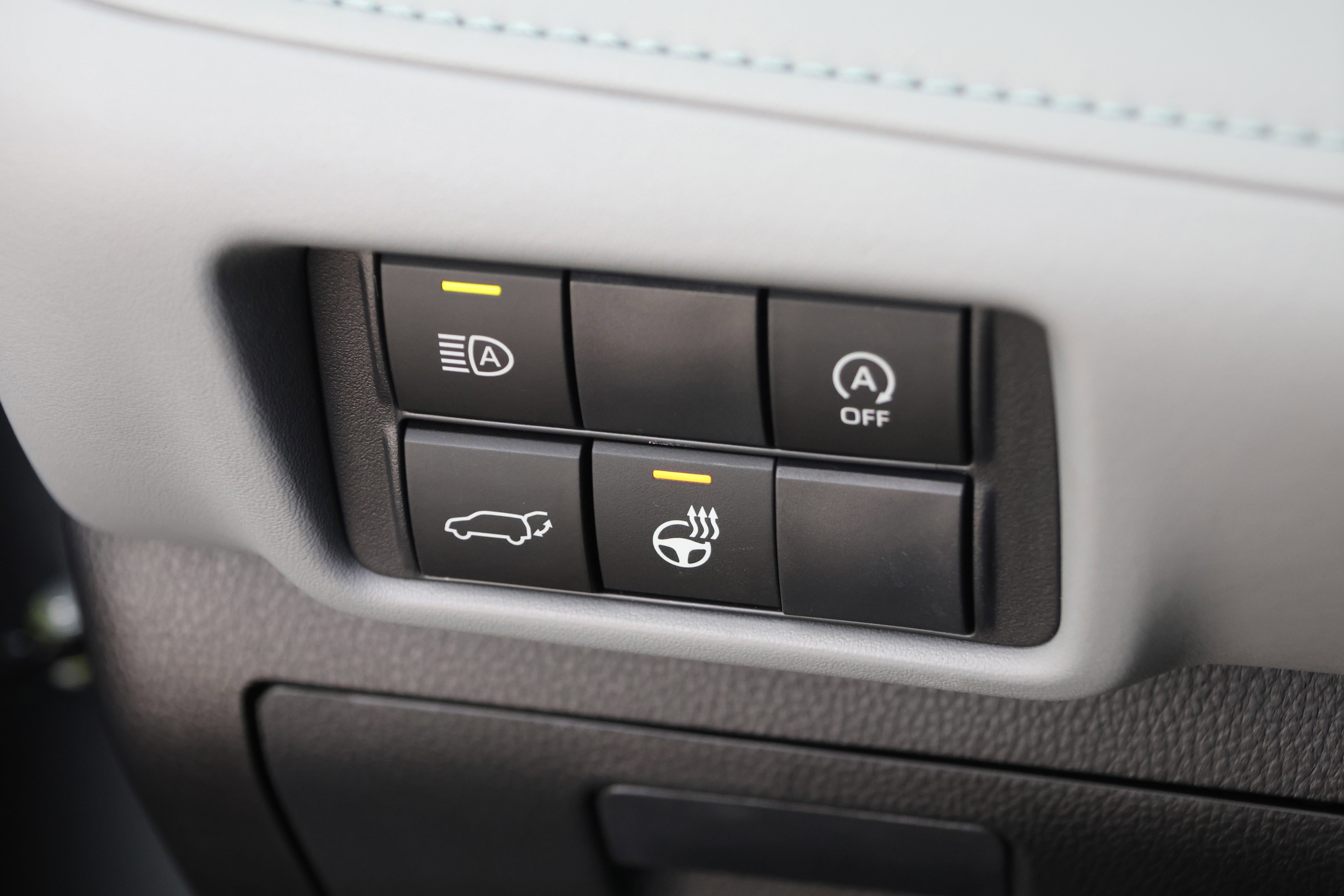 Used 2025 Toyota Highlander Limited image 15