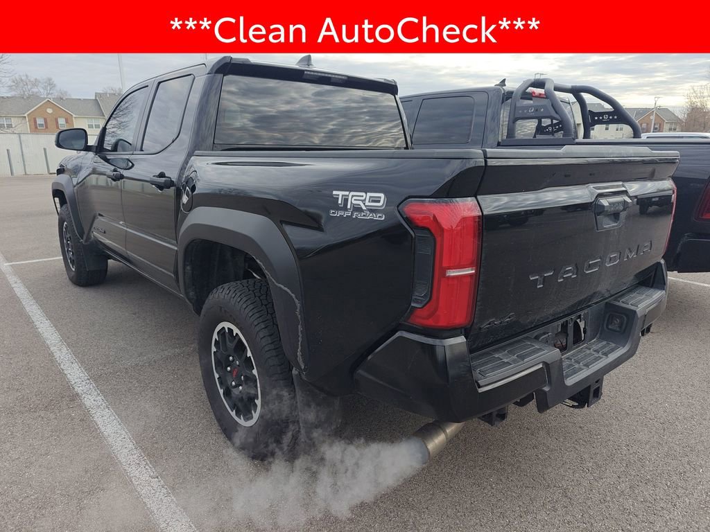 Used 2024 Toyota Tacoma TRD Off-Road image 4