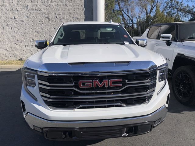 Used 2022 GMC Sierra 1500 SLT w/ SLT Convenience Package image 2