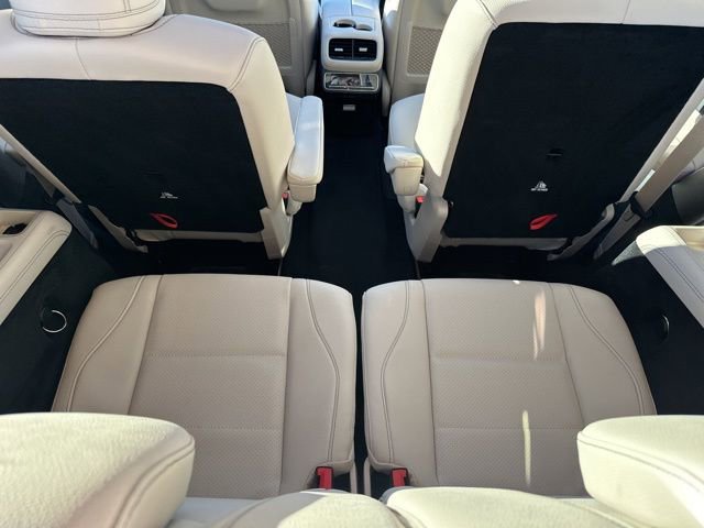 Certified 2026 Mercedes-Benz GLS 450 4MATIC image 29