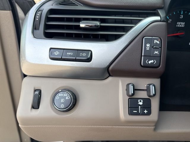 Used 2016 Chevrolet Tahoe LTZ image 27