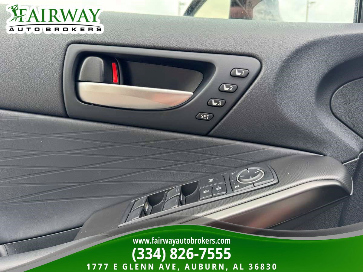 Used 2022 Lexus IS 350 F Sport RWD image 15