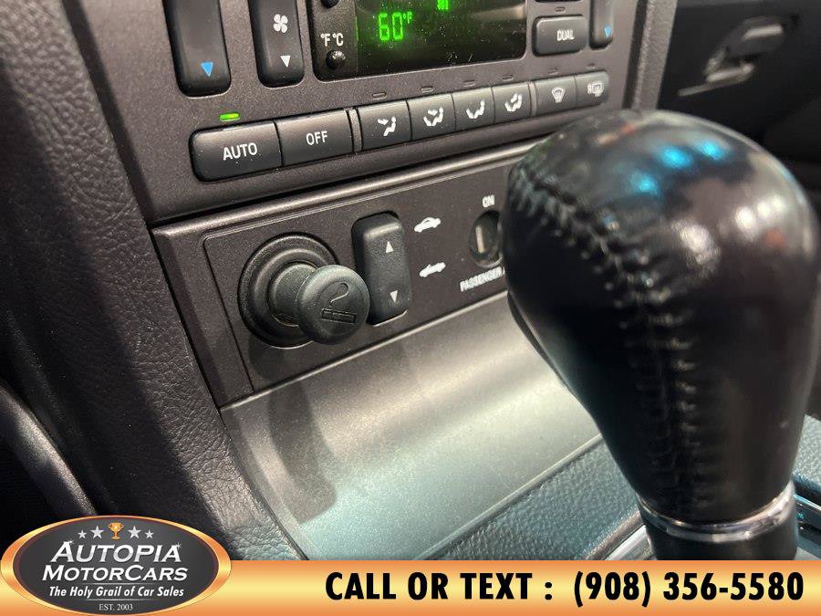 Used 2003 Ford Thunderbird RWD image 22
