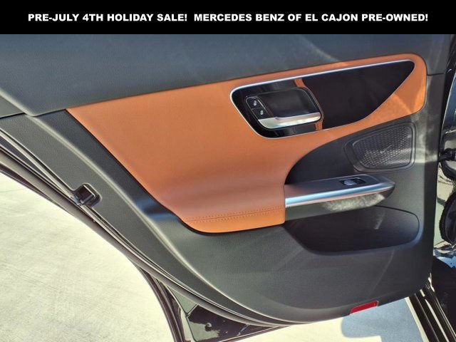 Used 2025 Mercedes-Benz C 300 4MATIC Sedan image 18