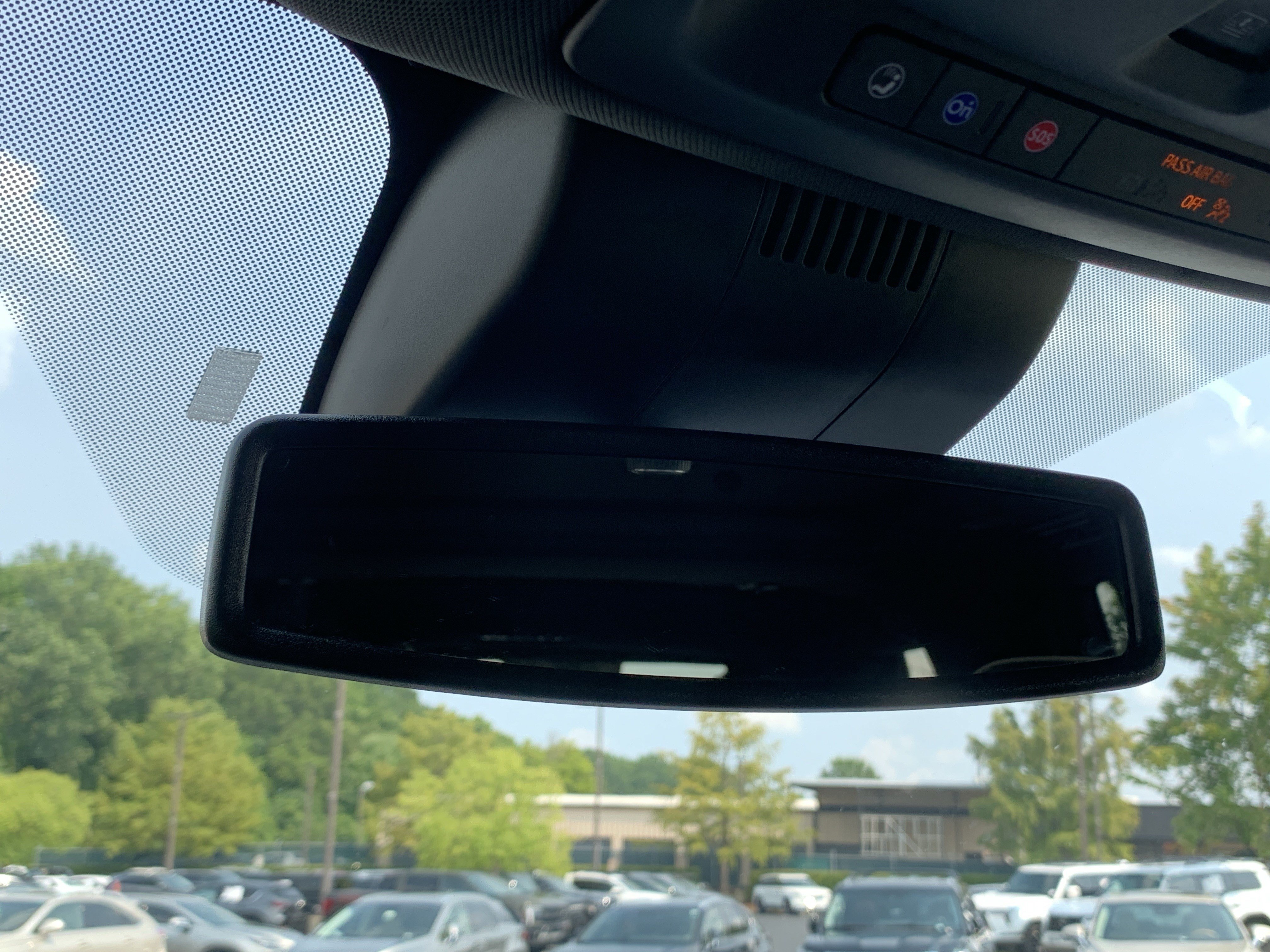 Used 2023 Chevrolet Tahoe Premier AWD/4WD image 27