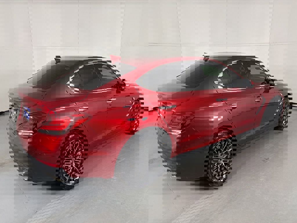 Used 2019 Genesis G70 2.0T Advanced image 8