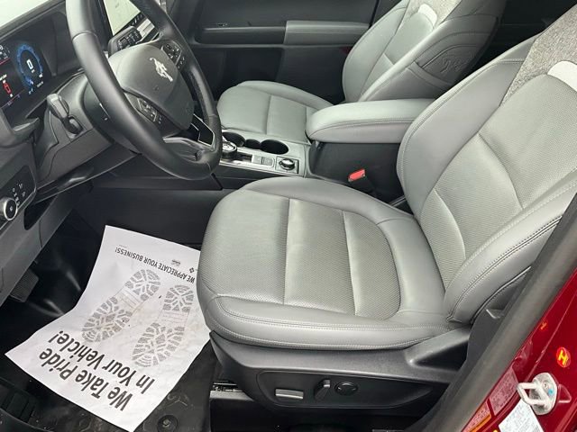 Used 2025 Ford Bronco Sport Badlands image 8