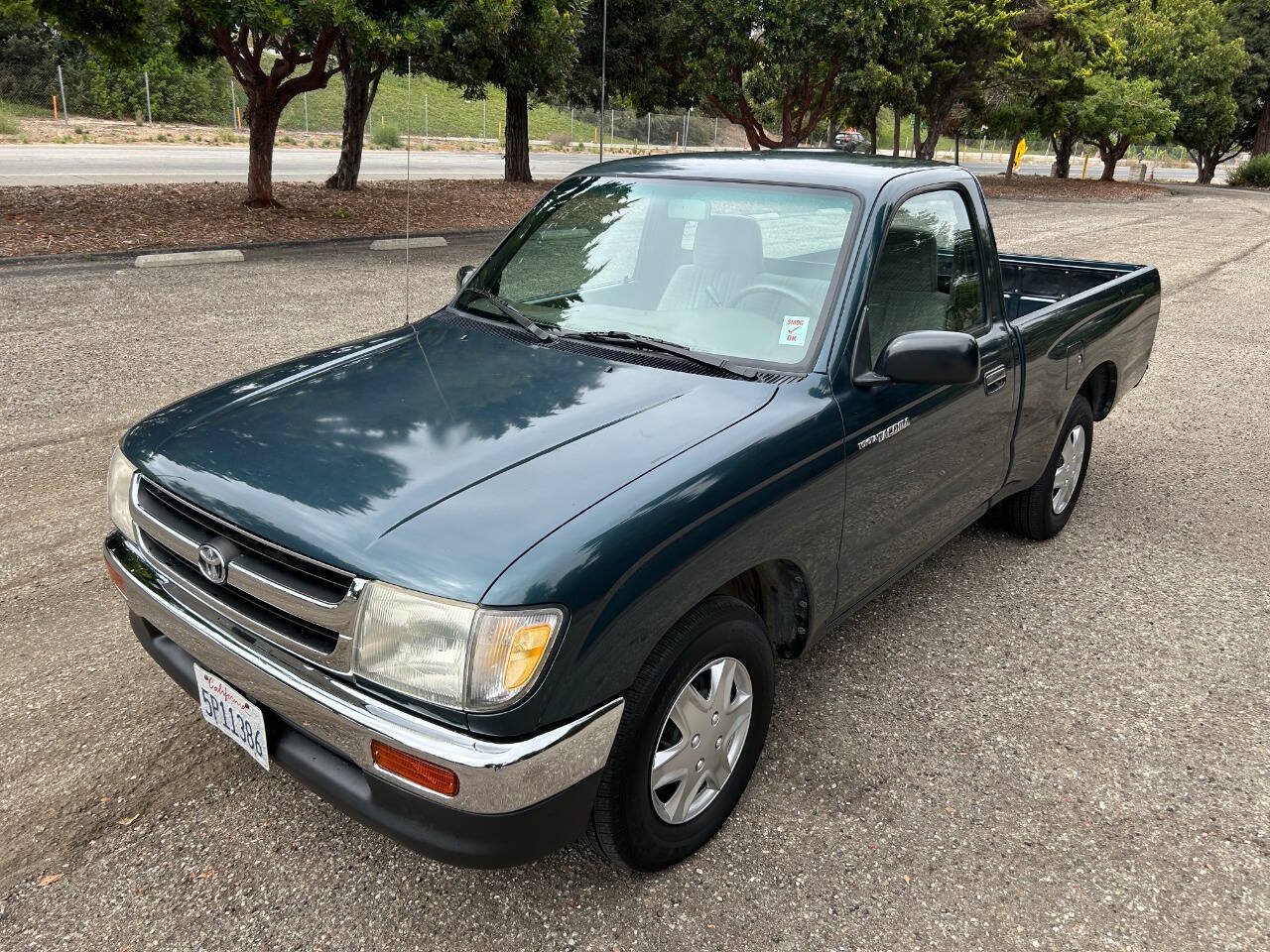 Used 1997 Toyota Tacoma 2WD Regular Cab w/ Value Edition Plus Pkg image 3