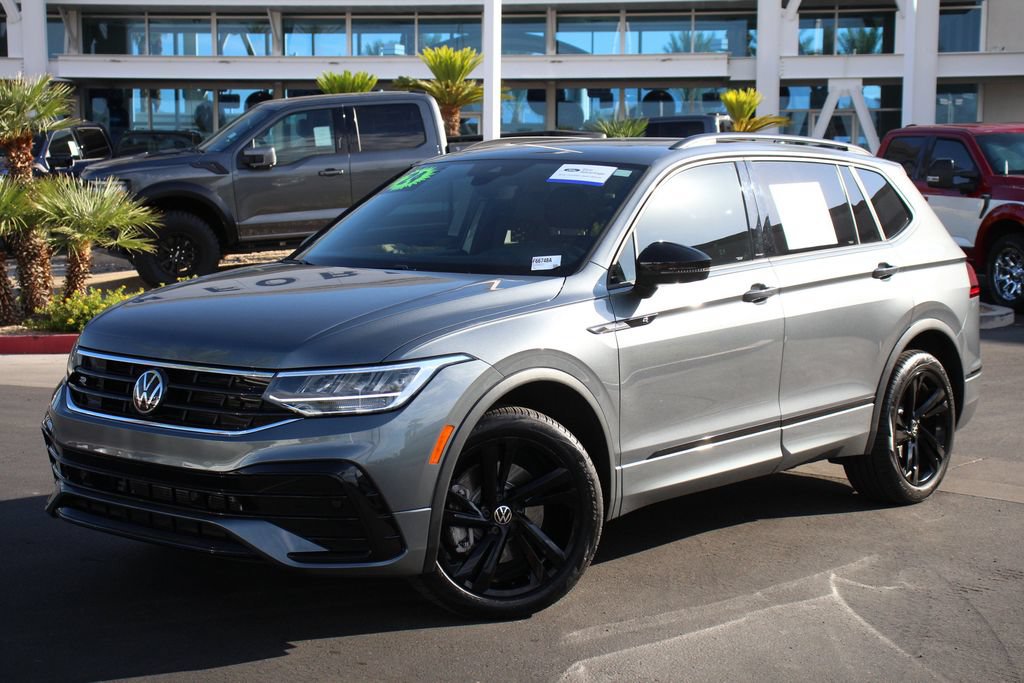 Used 2024 Volkswagen Tiguan SE R-Line