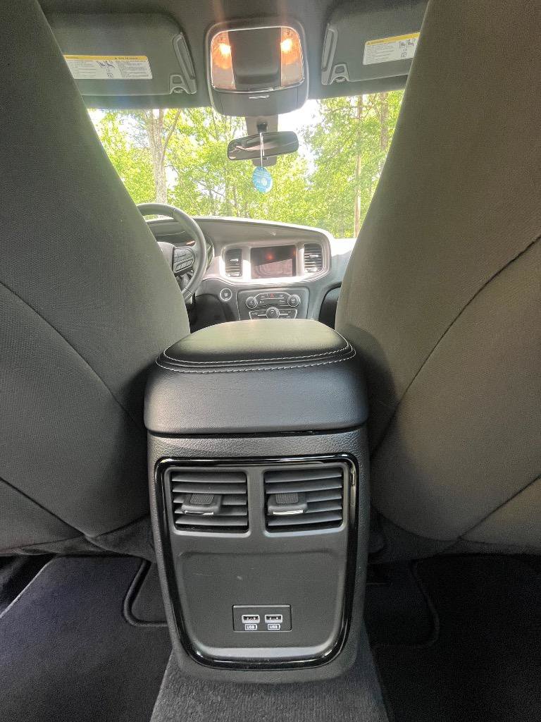 Used 2023 Dodge Charger SXT w/ Blacktop Package RWD image 27