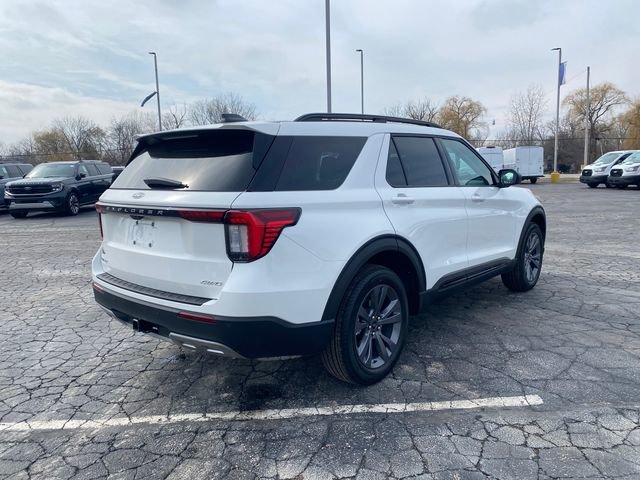 New 2026 Ford Explorer Active w/ Active Comfort Package image 7