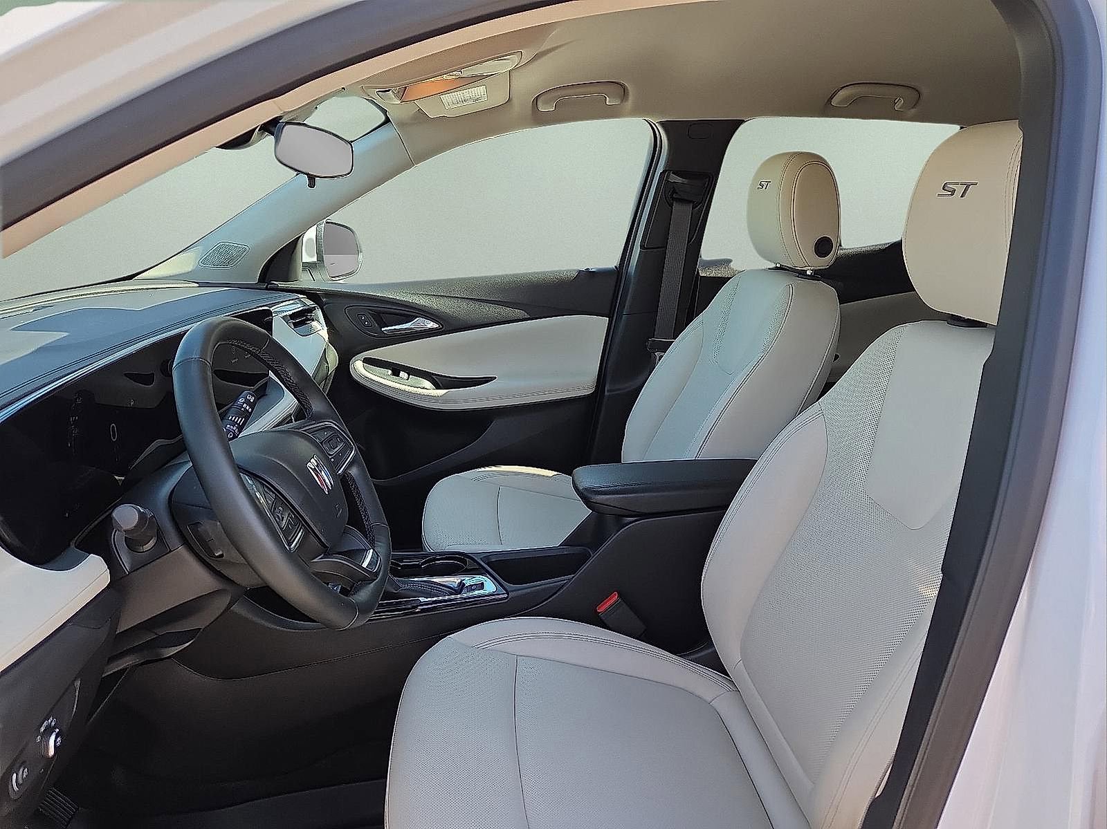 Used 2025 Buick Encore GX Sport Touring w/ Comfort Package FWD image 13
