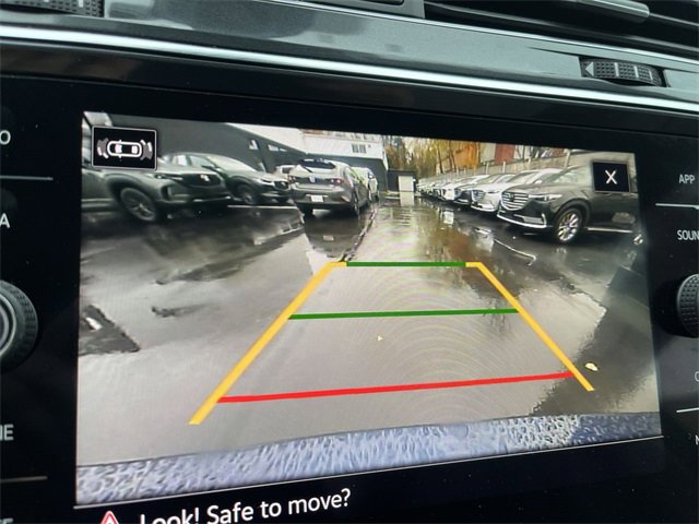 Used 2022 Volkswagen Tiguan SE image 15