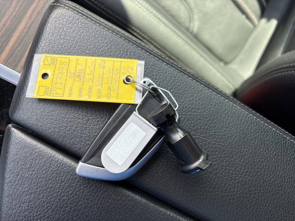 Used 2018 BMW 530e xDrive w/ Premium Package 2 image 12