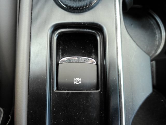 Used 2025 Lincoln Corsair FWD w/ Equipment Group 101A image 48