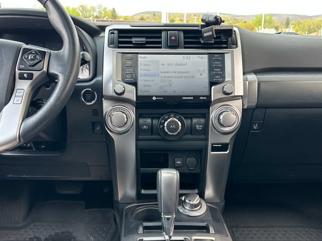 Certified 2023 Toyota 4Runner SR5 Premium w/ Moonroof Package AWD/4WD image 17