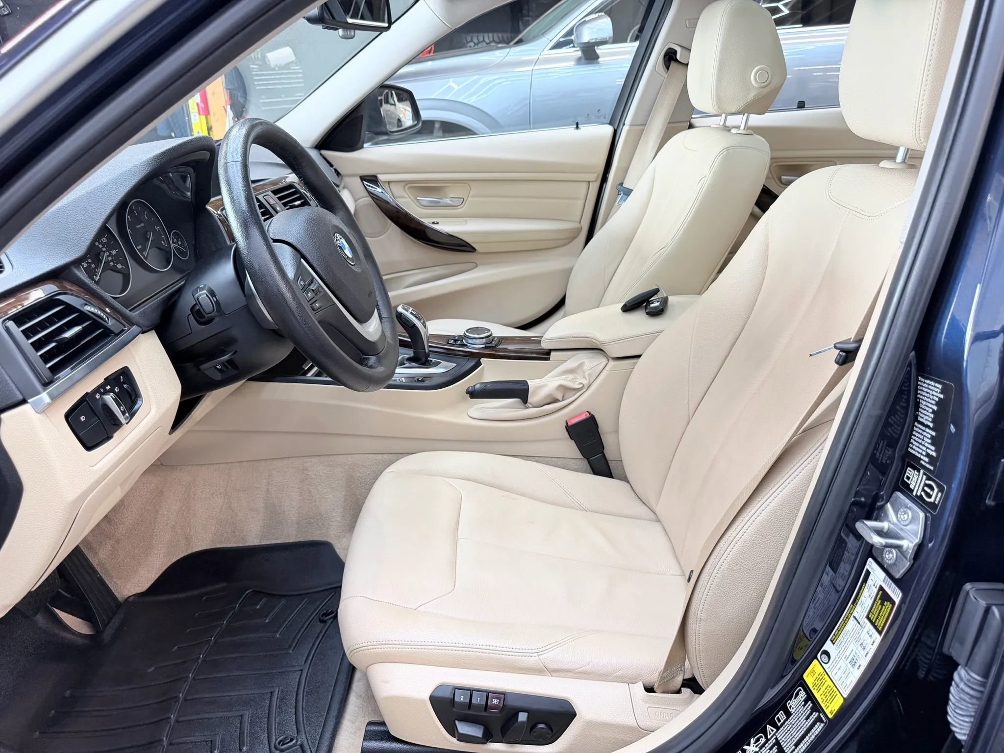 Used 2015 BMW 328d xDrive Wagon image 12