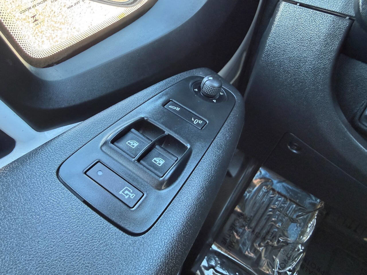 Used 2024 RAM ProMaster 2500 w/ Convenience Group FWD image 28