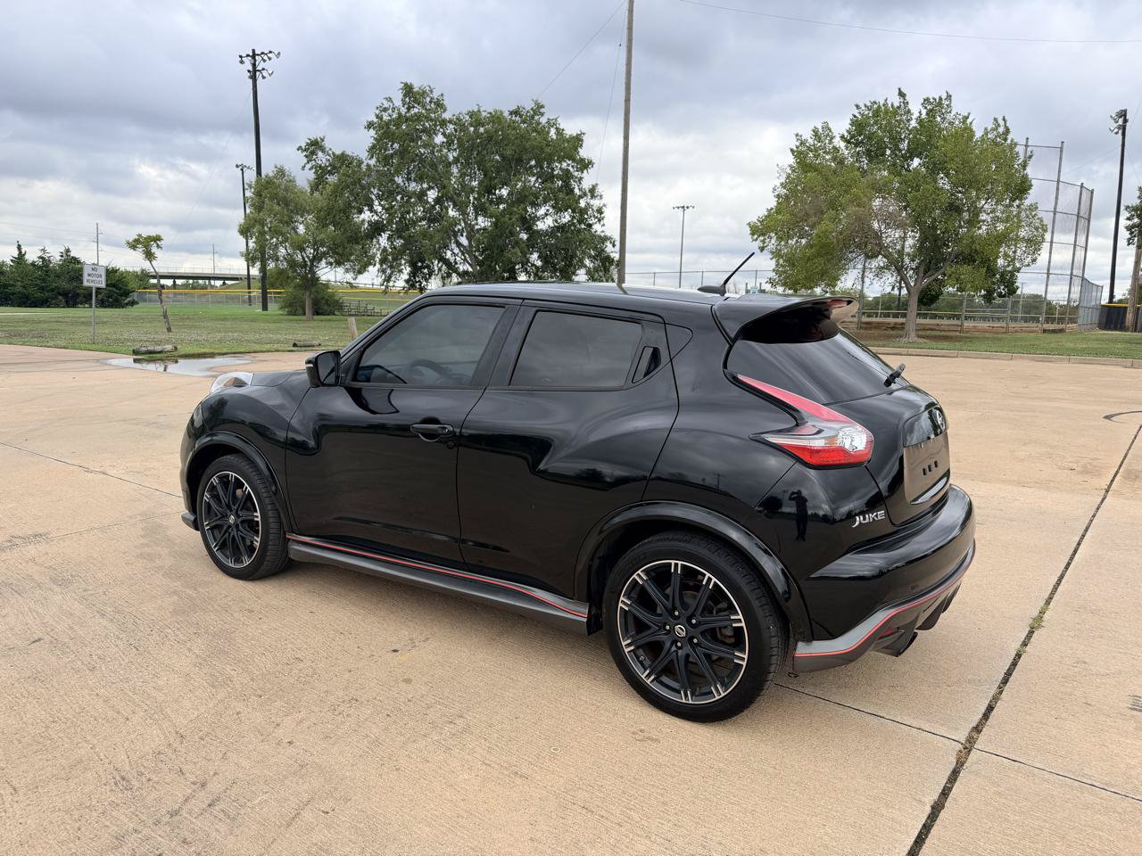Used 2015 Nissan Juke NISMO AWD/4WD image 6