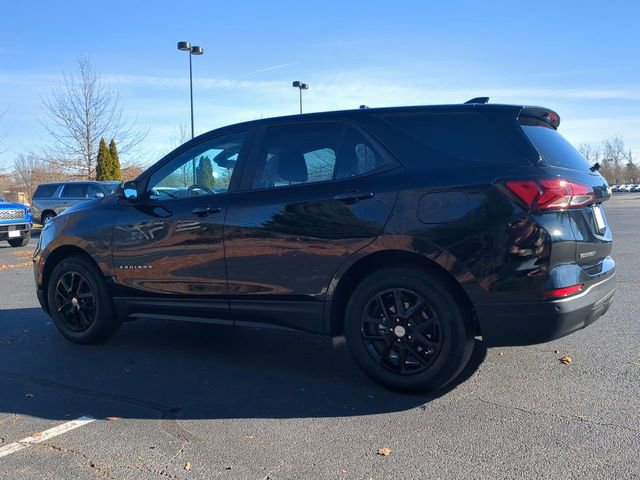 Used 2023 Chevrolet Equinox LS w/ LS Convenience Package image 6